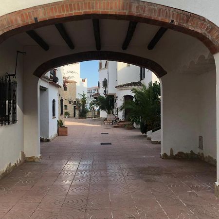 הוילה אמפוריבראבה Casa Cartago מראה חיצוני תמונה