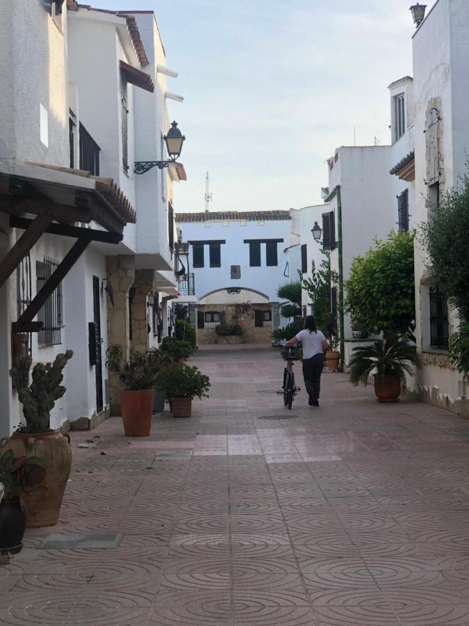 הוילה אמפוריבראבה Casa Cartago מראה חיצוני תמונה
